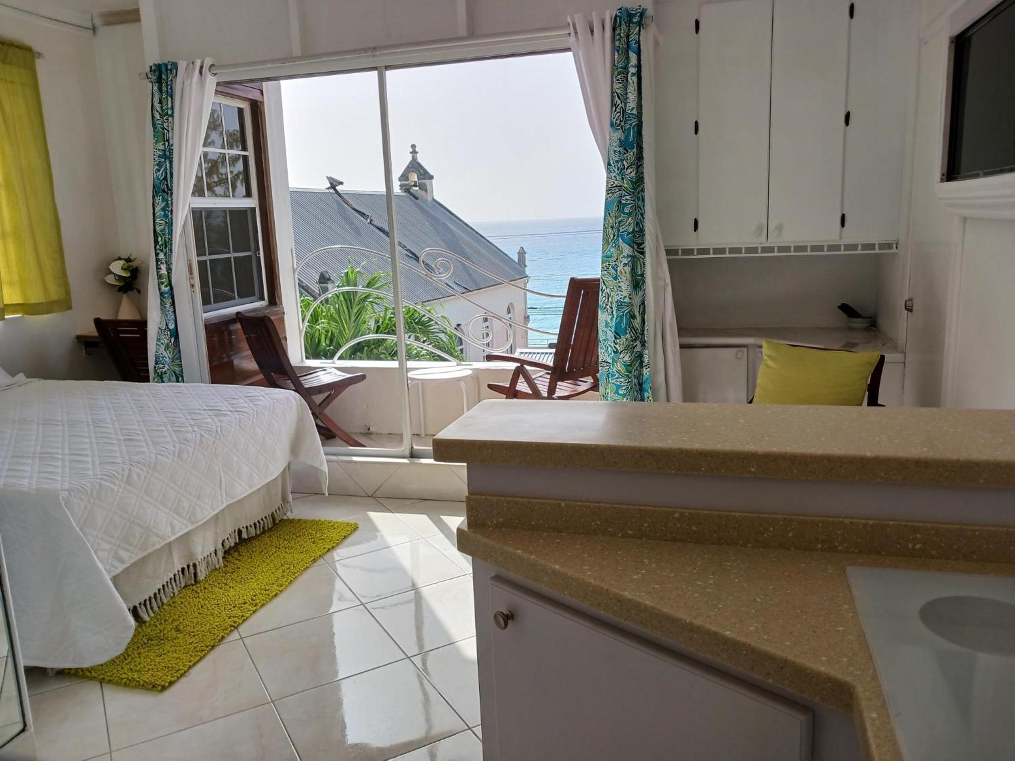 Coral Lane Beach Apartments Saint James Kültér fotó