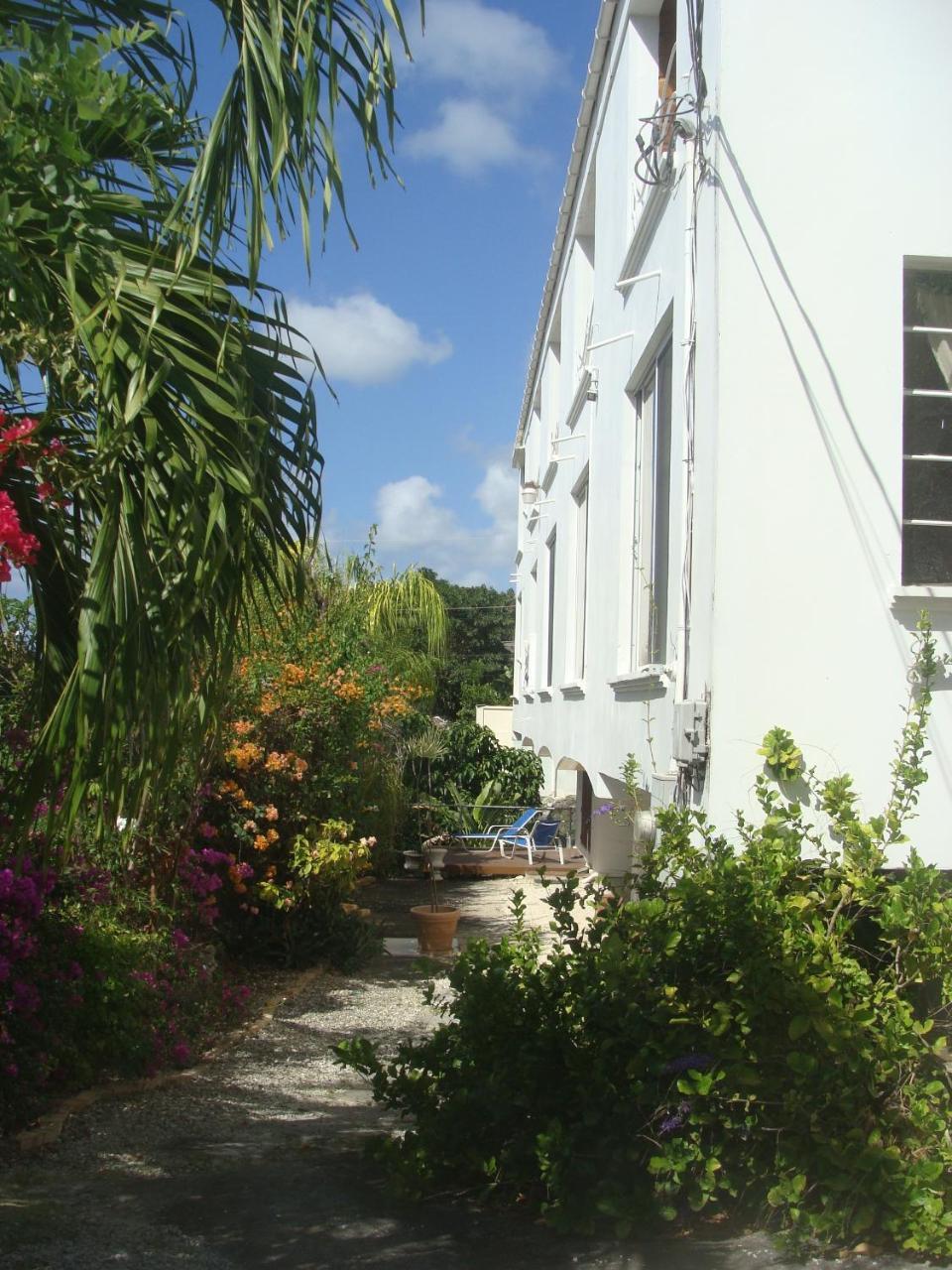 Coral Lane Beach Apartments Saint James Kültér fotó